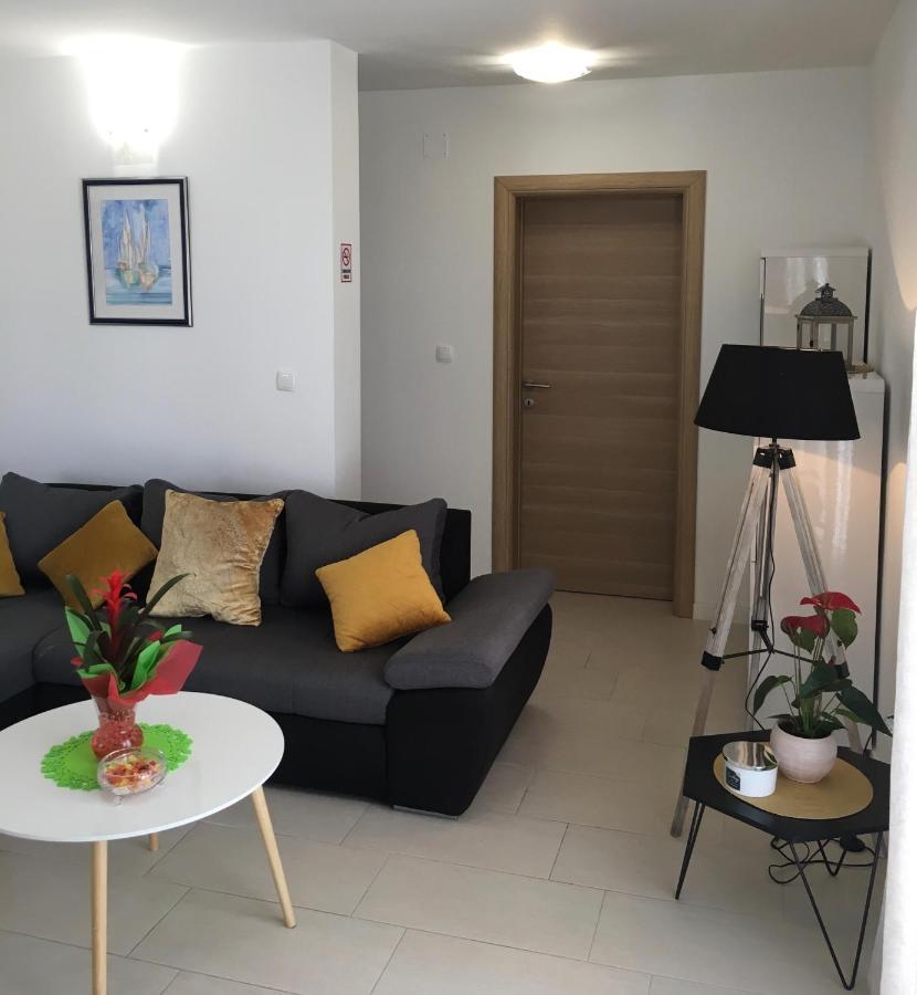 Kairos Lägenhet Trogir Exteriör bild