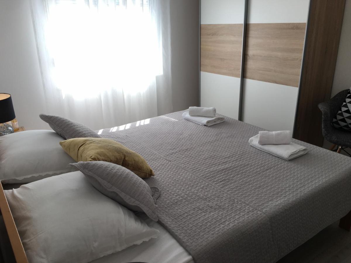 Kairos Lägenhet Trogir Exteriör bild